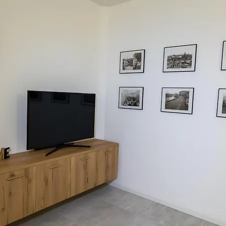 La Casa Sul Naviglio Di Debora Apartment Milan Exterior photo