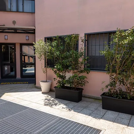 La Casa Sul Naviglio Di Debora Apartment Milan Exterior photo